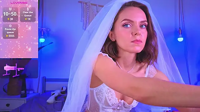 lil fleur online show from December 4, 2024, 10:13 am