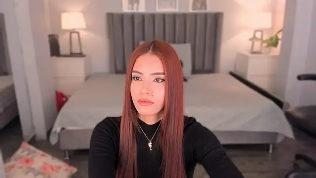 Madie  collins online show from September 25, 2025, 10:08 am