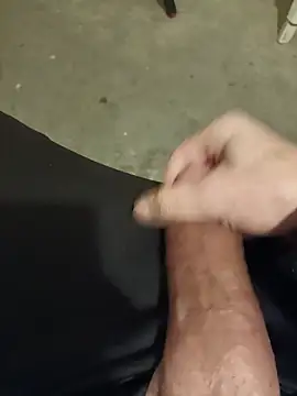 Snapshot of casper0303 chatting on December 26, 2024, 1:18 am casper0303 online show from December 26, 2024, 1:18 am