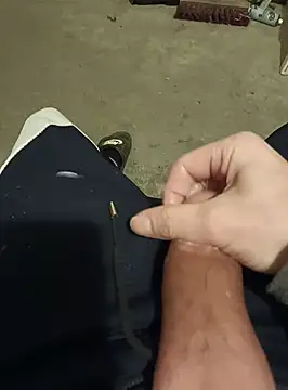 Snapshot of casper0303 chatting on January 4, 2025, 12:05 am casper0303 online show from January 4, 2025, 12:05 am