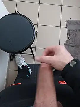 Snapshot of casper0303 chatting on January 14, 2025, 12:56 pm casper0303 online show from January 14, 2025, 12:56 pm