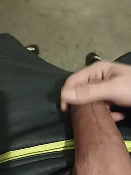 Snapshot of casper0303 chatting on February 15, 2025, 10:55 am casper0303 online show from February 15, 2025, 10:55 am