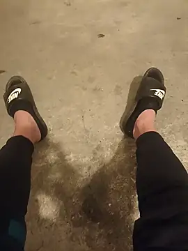 Snapshot of casper0303 chatting on February 20, 2025, 8:14 pm casper0303 online show from February 20, 2025, 8:14 pm