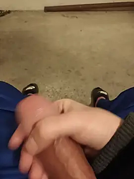 Snapshot of casper0303 chatting on March 2, 2025, 2:19 am casper0303 online show from March 2, 2025, 2:19 am