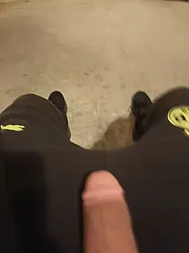 Snapshot of casper0303 chatting on March 4, 2025, 12:50 am casper0303 online show from March 4, 2025, 12:50 am