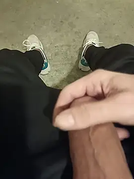 Snapshot of casper0303 chatting on March 8, 2025, 10:02 pm casper0303 online show from March 8, 2025, 10:02 pm