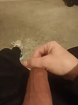 Snapshot of casper0303 chatting on March 20, 2025, 10:07 pm casper0303 online show from March 20, 2025, 10:07 pm