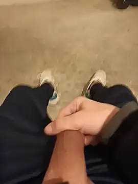 Snapshot of casper0303 chatting on March 21, 2025, 4:40 pm casper0303 online show from March 21, 2025, 4:40 pm