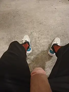 Snapshot of casper0303 chatting on September 17, 2025, 9:38 pm casper0303 online show from September 17, 2025, 9:38 pm