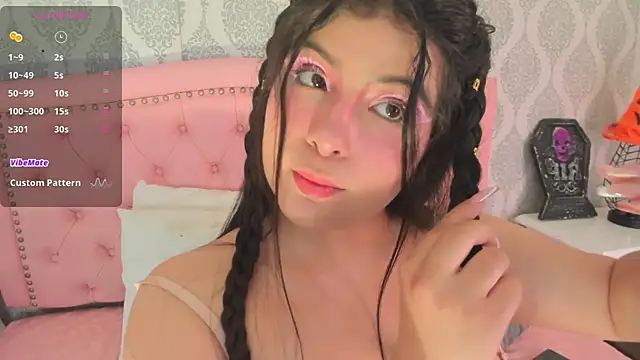 Snapshot of martina_rivera_ chatting on October 31, 2025, 12:28 pm martina rivera online show from October 31, 2025, 12:28 pm