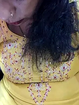 Snapshot of Urmila_bhabhii chatting on January 25, 2025, 2:58 pm Urmila bhabhii online show from January 25, 2025, 2:58 pm