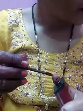 Snapshot of Urmila_bhabhii chatting on February 5, 2025, 3:52 pm Urmila bhabhii online show from February 5, 2025, 3:52 pm