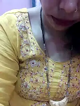 Snapshot of Urmila_bhabhii chatting on February 7, 2025, 3:34 am Urmila bhabhii online show from February 7, 2025, 3:34 am
