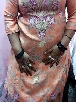 Snapshot of Urmila_bhabhii chatting on March 6, 2025, 3:24 am Urmila bhabhii online show from March 6, 2025, 3:24 am