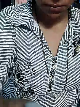 Snapshot of Urmila_bhabhii chatting on October 8, 2025, 9:07 am Urmila bhabhii online show from October 8, 2025, 9:07 am