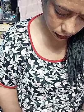 Snapshot of Urmila_bhabhii chatting on October 9, 2025, 2:42 am Urmila bhabhii online show from October 9, 2025, 2:42 am