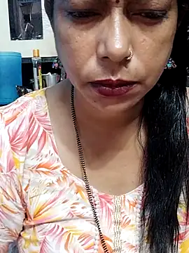 Snapshot of Urmila_bhabhii chatting on October 14, 2025, 5:30 am Urmila bhabhii online show from October 14, 2025, 5:30 am