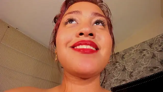 Snapshot of Estrella05_ chatting on December 21, 2024, 11:22 am Estrella05 online show from December 21, 2024, 11:22 am