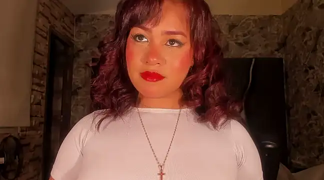 Snapshot of Estrella05_ chatting on March 10, 2025, 4:28 am Estrella05 online show from March 10, 2025, 4:28 am