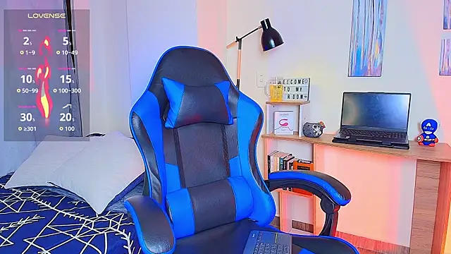 aron wi online show from December 16, 2025, 11:04 am