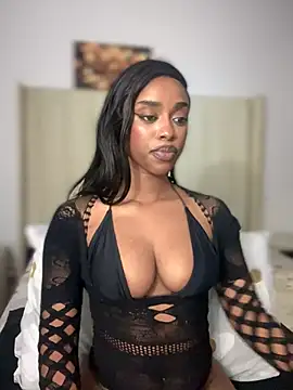 Snapshot of BhadBhad_Kitty chatting on October 4, 2025, 7:01 pm BhadBhad Kitty online show from October 4, 2025, 7:01 pm