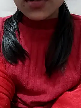 Snapshot of Riyu_05 chatting on December 19, 2024, 10:45 am Riyu 05 online show from December 19, 2024, 10:45 am