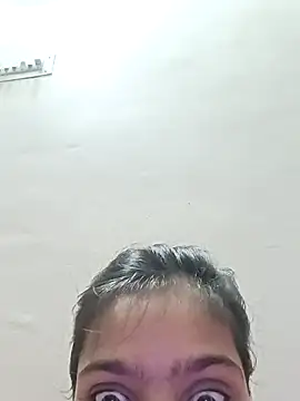 Snapshot of Riyu_05 chatting on December 24, 2024, 7:39 am Riyu 05 online show from December 24, 2024, 7:39 am