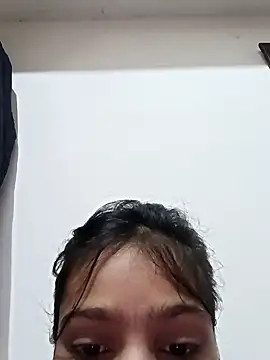 Snapshot of Riyu_05 chatting on January 18, 2025, 6:03 am Riyu 05 online show from January 18, 2025, 6:03 am