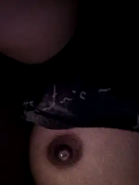 Snapshot of Riyu_05 chatting on February 1, 2025, 7:44 pm Riyu 05 online show from February 1, 2025, 7:44 pm