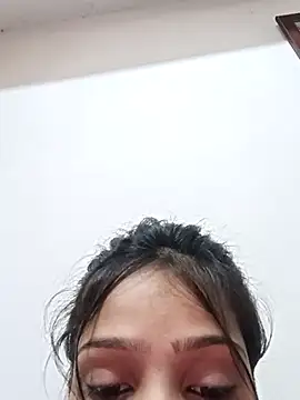 Snapshot of Riyu_05 chatting on February 25, 2025, 10:04 am Riyu 05 online show from February 25, 2025, 10:04 am