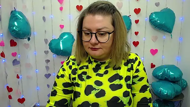 Snapshot of ZannaDreil chatting on February 6, 2025, 7:07 pm ZannaDreil online show from February 6, 2025, 7:07 pm