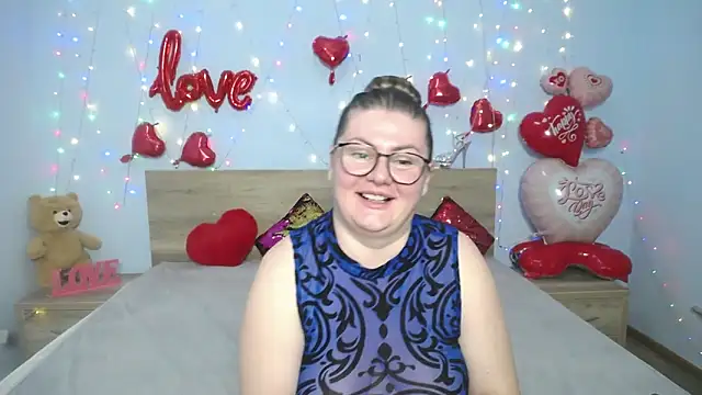 Snapshot of ZannaDreil chatting on March 6, 2025, 4:30 am ZannaDreil online show from March 6, 2025, 4:30 am