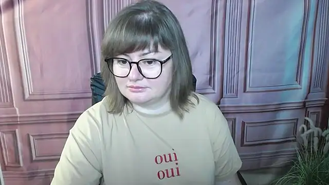 Snapshot of ZannaDreil chatting on September 8, 2025, 6:07 pm ZannaDreil online show from September 8, 2025, 6:07 pm