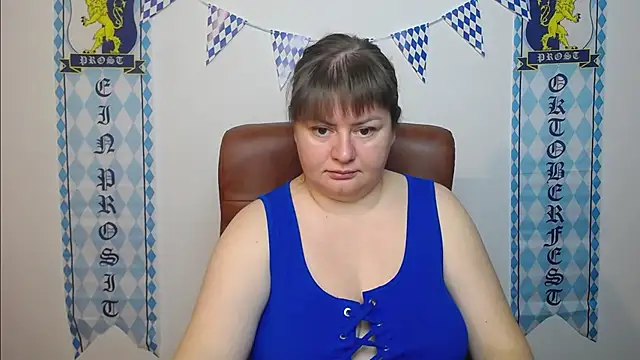 Snapshot of ZannaDreil chatting on September 23, 2025, 6:11 pm ZannaDreil online show from September 23, 2025, 6:11 pm