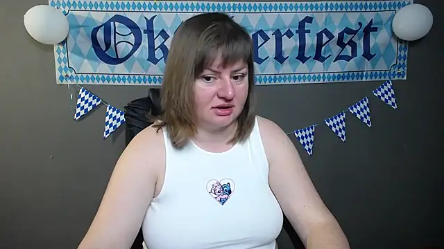 Snapshot of ZannaDreil chatting on September 27, 2025, 6:13 pm ZannaDreil online show from September 27, 2025, 6:13 pm
