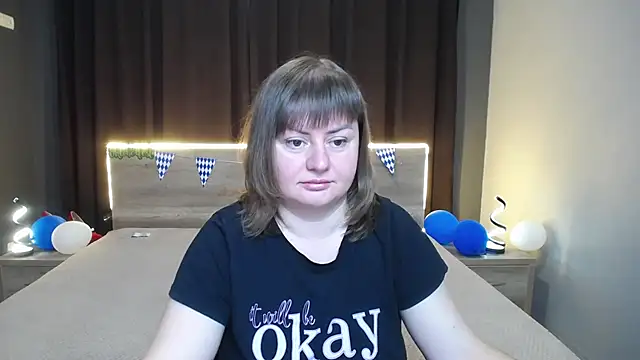 Snapshot of ZannaDreil chatting on October 5, 2025, 6:17 pm ZannaDreil online show from October 5, 2025, 6:17 pm
