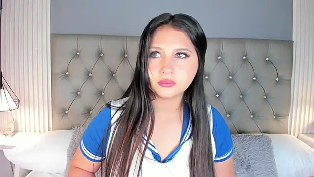 AvyMilton online show from September 28, 2025, 11:48 am