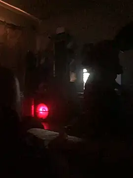 Snapshot of SINUECASTILLO chatting on March 5, 2025, 7:38 pm SINUECASTILLO online show from March 5, 2025, 7:38 pm