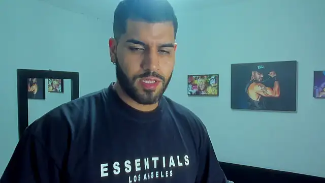 SamirHazard97 online show from December 3, 2024, 3:41 am