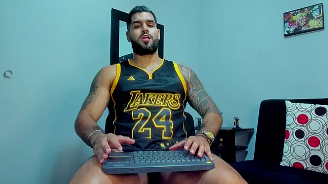 SamirHazard97 online show from January 19, 2025, 2:36 am