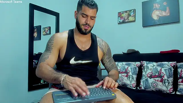 SamirHazard97 online show from October 8, 2025, 8:17 pm