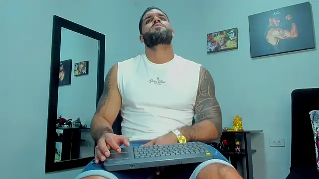 SamirHazard97 online show from November 7, 2025, 9:48 pm