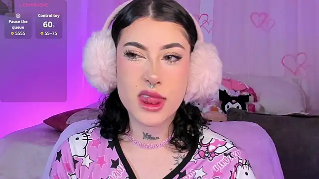 melody suarez online show from November 2, 2025, 10:23 pm