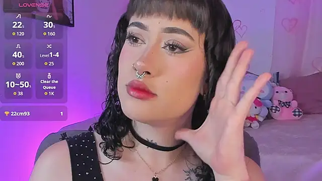 melody suarez online show from November 30, 2025, 11:20 pm