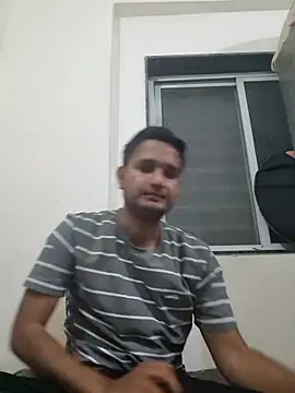 Snapshot of Jonrobinso chatting on March 7, 2025, 4:44 pm Jonrobinso online show from March 7, 2025, 4:44 pm