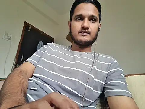 Snapshot of Jonrobinso chatting on September 18, 2025, 4:58 am Jonrobinso online show from September 18, 2025, 4:58 am