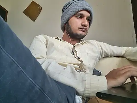 Snapshot of Jonrobinso chatting on September 24, 2025, 6:17 am Jonrobinso online show from September 24, 2025, 6:17 am