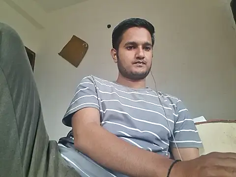 Snapshot of Jonrobinso chatting on October 18, 2025, 4:37 am Jonrobinso online show from October 18, 2025, 4:37 am