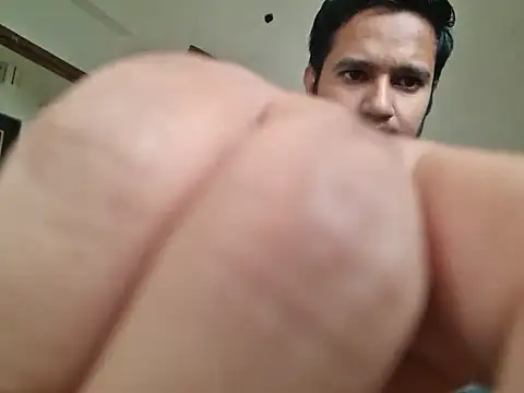 Snapshot of Jonrobinso chatting on October 25, 2025, 3:47 am Jonrobinso online show from October 25, 2025, 3:47 am