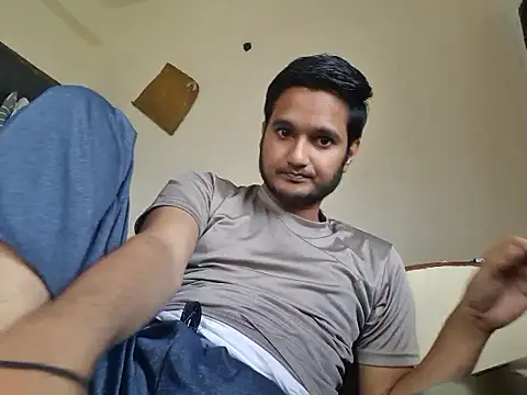 Snapshot of Jonrobinso chatting on October 29, 2025, 6:04 am Jonrobinso online show from October 29, 2025, 6:04 am